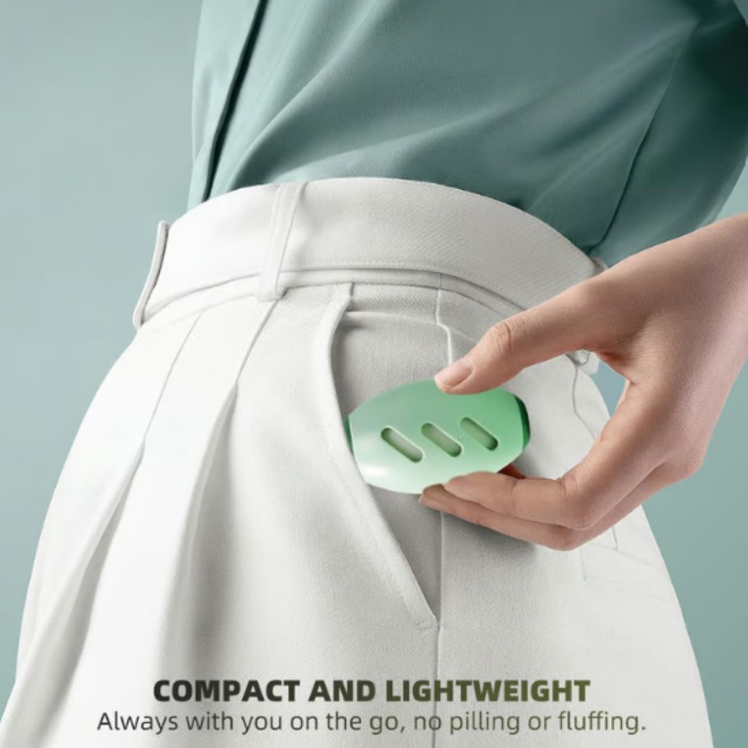 StickyEase™ – Reusable Portable Lint Remover